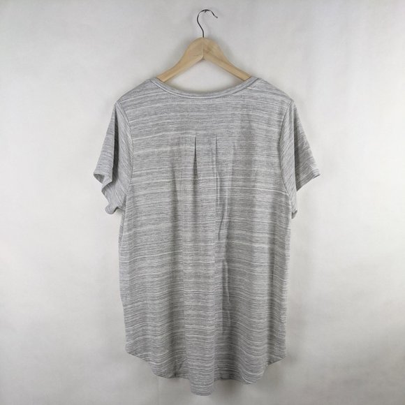 Lisa Rinna Collection Grey Short Sleeve Tee 1X - Picture 2 of 3
